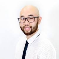 Eric Low's Instagram, Twitter & Facebook