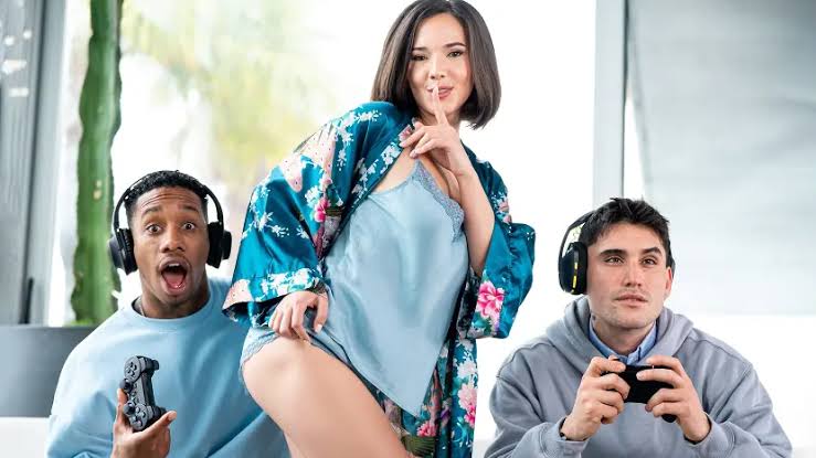 Brazzers - Jesus Reyes - Eve Sweet - Short Hair Slut Eve Sweet Loves Cum on Her Face