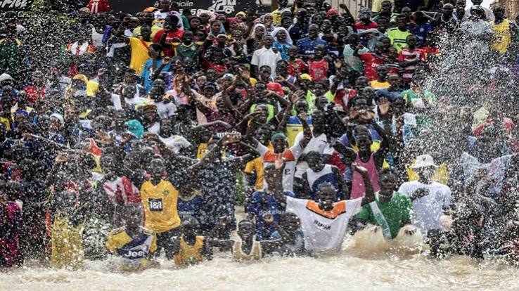 Saint-Louis Pirogue Regatta Keeps Centuries-Old Senegalese Tradition Alive