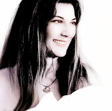 Steve Perry's Attractive Appearance in a Photo