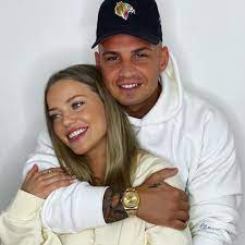 Pietro lombardi beauty doc klart auf das hat laura maria machen lassen 2020 pietro lombardi that was how unusual his first date with laura maria was Laura Maria Meldet Sich Zur Trennung Von Pietro Lombardi Gala De