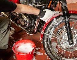 How To Clean A Motorcycle Motorcycle Detailing Tips Motorcycle Bike Cleaning Car Wax