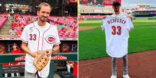 This Russian Tennis Star’s Devotion to the Reds Shines Bright