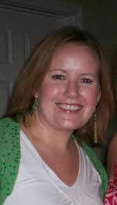 Kari Pierce's Instagram, Twitter & Facebook