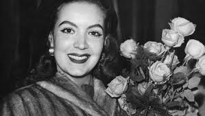 Maria laura mainetti (born teresina elsa mainetti; Maria Felix 5 Fast Facts You Need To Know Heavy Com