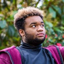 Adam Moise's Instagram, Twitter & Facebook