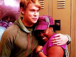 Samcedes Mercedes Jones And Sam Evans Glee Amber Riley Chord Overstreet Sam Evans Glee Glee Memes Glee Cast