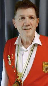 Hubert Gutmann bekommt den Hühnerorden