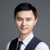 Sara Tinney's Instagram, Twitter & Facebook