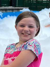 What is the Dolly Experience at Dollywood? Does it cost extra?