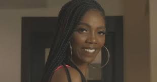 Mavin records first lady and roc nation star, tiwa savage is rocking a new look thanks to a her latest tiny braid hairdo that gives alluring a whole new meaning. Video Afrobeats Icon Tiwa Savage Basks In Historic Music Deal Africanews