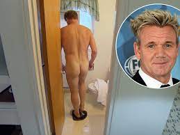 Gordon Ramsay fancies himself as new Naked Chef as he drops his pants on TV  show - Daily Record