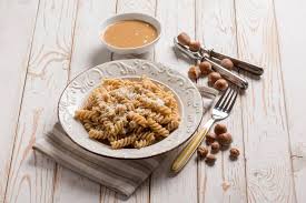 Versate la pasta cotta in una pirofila in pirex imburrata adatta al microonde e al forno tradizionale. Come Cucinare Con Il Microonde Ricette Veloci E Sorprendenti