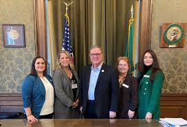 Lynnwood elected officials meet with state legislators