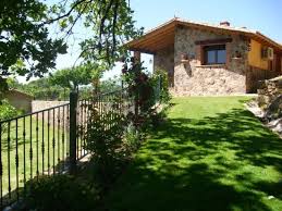 A un paso de salamanca. Casas Rurales En El Raso Hundredrooms