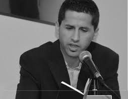 Chaval, dedícate a la poesía”