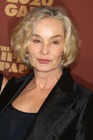 Also this short haircut is suitable for rounded and oval. 29 Best Hairstyles For Older Women Easy Haircuts For Women Over 60