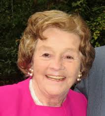 Elena Bartholomew's Instagram, Twitter & Facebook