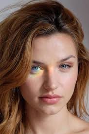 Clara Griffiths's Instagram, Twitter & Facebook