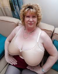 Bbw Mature Granny Bra Upicsz 26376 | Hot Sex Picture