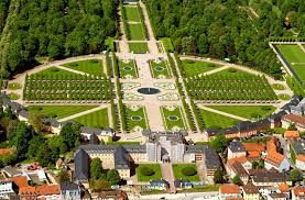 Palace garden), also called schlosspark (engl. Historische Garten In Baden Wurttemberg Was Bleibt Vom Schlossgarten Ubrig Baden Wurttemberg Stuttgarter Zeitung