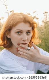 13+ Thousand Model Ring Golden Royalty-Free Images, Stock Photos & Pictures 