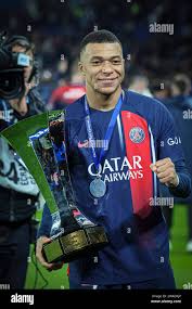 Image result for tbn:if9L2sMjE_ET9M::www.trophees-denis.com/wp-content/telechargements/coupes.jpg