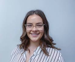 Dana Riddle's Instagram, Twitter & Facebook