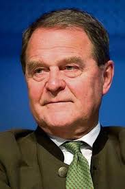 Wirtschaft: Bestürzung über Tod des Präsidenten