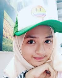 Artis Tik Tok Cantik Hijab Reihanhijab
