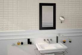 O metro dispõe de um sistema de bilhética compatível com dois tipos de cartões: Fliesen Metro Von Equipe Ab 24 In Spanien Lieferung