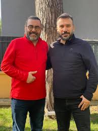 A spor yorumcusu ve fotomaç gazetesi yazarı emre bol, fenerbahçe'de yaşanan olaylarla ilgili flaş bir iddia da bulundu. Ertem Sener Emre Bol Da Artik Bizimle Var Odasi Artik Daha Da Guclu Cuma Aksami Tv100 De Eglenceye Hazir Olun Hos Geldin Kardesim Emre Bol Facebook