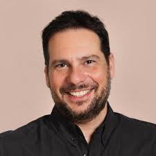 David Luzon's Instagram, Twitter & Facebook