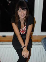 Ewa farna (born 12 august 1993) is a polish pop rock singer from the czech republic. Ewa Farna Sa Neciti Ako VeÄ¾ka Hviezda Supermusic Sk
