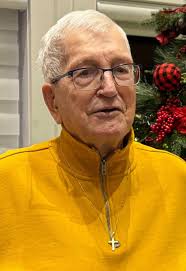 Nous prenons quelques instants pour vous annoncer la triste nouvelle du  décès de M. Prudent Mercure. Celui-ci était âgé de 87 ans. Il était le papa  de Marie-Andrée, co-propriétaire de l'entreprise Deschesnes,