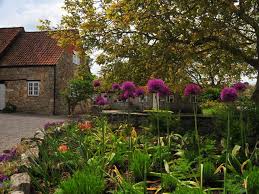 White tantra yoga & yogi bhajan. Top 10 Yoga Retreats For Men Worldwide