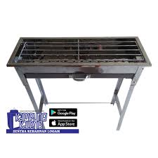 Panggangan sate, ukuran panjang 60 cm, lebar 20 cm, tinggi 15 cm, jika sudah dirangkai dengan kakinya, tinggi keseluruhan 65 cm terbuat dari stainless anti karat, grillernya bisa buka tutup, kakinya bisa bongkar pasang, cara menggunakannya sama seperti panggangan manual biasa, tanpa gas. Panggangan Sate Stainless Shopee Indonesia