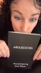 Lizzie Thomas' Awakening: A Journey of Self-Discovery and Empowerment