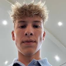 Evan Witt's Instagram, Twitter & Facebook