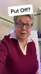 The Phrasal Berb: PUT OFF  #englishmakesnosense#teaching#learningenglish#grammar