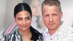 Children are a ′′ challenge ′′ for marriage. Amira Oliver Pocher Babybauch Update Ich Platze Bald Bunte De