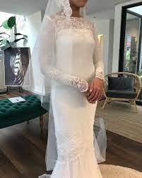 Davis Paul Lister Dplkl Menambah Foto Pada Akaun Instagram Mereka Long Kurung Give You Modern Malay Wedding Look Wedding Dresses Wedding Looks Dresses