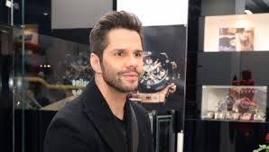 Νικολαοσ τσαλικησ was born to γεωργιοσ τσαλικησ and μαρια τσαλικη (born ψαλτηρα). Giwrgos Tsalikhs Star Gr