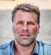 De overdrukke zaterdagmarkt wordt tot en met 8 augustus opgeschort. Bram Degrieck Burgemeester Van De Pannelabel Site Title