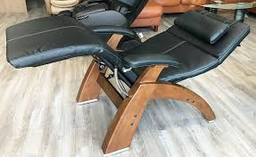 Another great option for a zero gravity chair with massage is the kahuna massage chair superior. 6 Best Zero Gravity Chairs For Back Pain June 2021 Which One To Buy