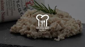 Ma tutto questo verrà dopo, solo dopo che avrai assaggiato almeno un piatto di risotto all'isolana, la ricetta che nasce ad isola della scala e che si può trovare, in versioni leggermente modificate, anche. La Vera Ricette Del Risotto All Isolana Bewtv Blackewhitetv Riso Youtube