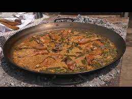 Recette rapide expliquée par un grand chef français. Recette La Veritable Paella Espagnole Meteo A La Carte Youtube