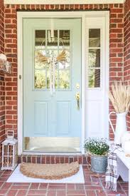 Ethereal mood sw 7639 by sherwin williams has more chroma than alabaster and the difference in chroma is comfortably more than 20. Farmhouse Paint Colors At Life On Summerhill