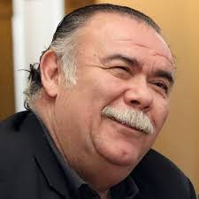 ★ he is remembered by the people of arizona ★ may his positive example inspire us, as global citizens. Biografia De Jesus Ochoa Edad Estatura Esposa Hijos Anda Laletrade Biografias Musica Y Letras