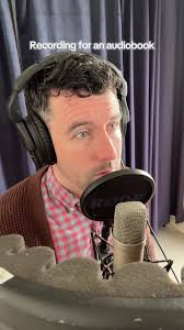 Exploring Urban Conflicts in Audiobook Narration